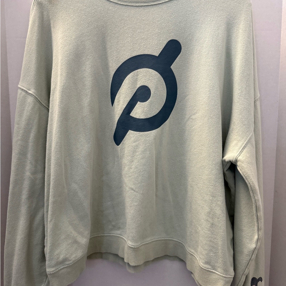 PELOTON Woman’s XL Sage Green Sweatshirt with Logo